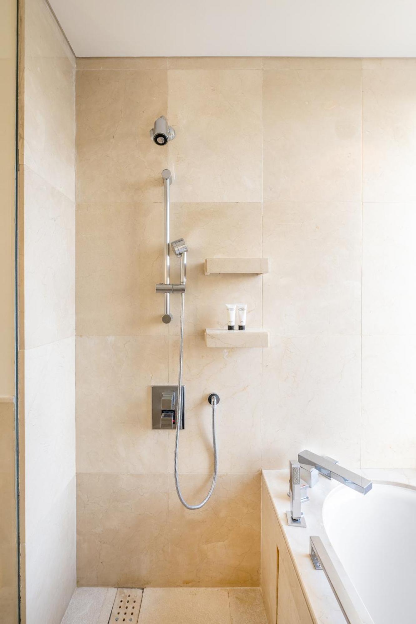 Address Dubai Marina, Gardenia Suites Full Marina View With Direct Access To Marina Mall ภายนอก รูปภาพ